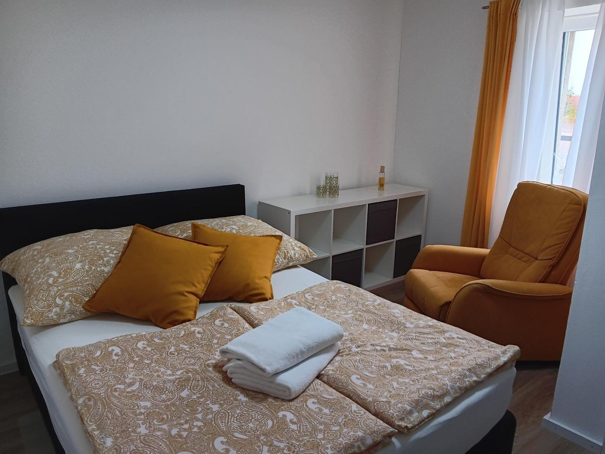 Ninas Gaestezimmer Hinterweiler Luaran gambar